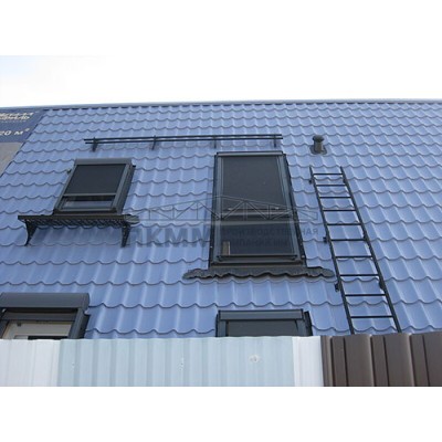 Кровельная лестница Эконом РПФ-ЛСК-1850 4 кроншт. Кровельная лестница Эконом РПФ-ЛСК-1850 4 кроншт.