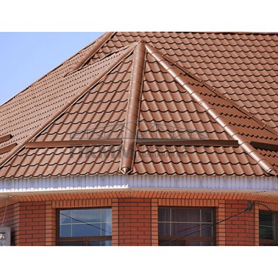 Планка конька круглого R110х2000-0.5 Viking E RAL8004